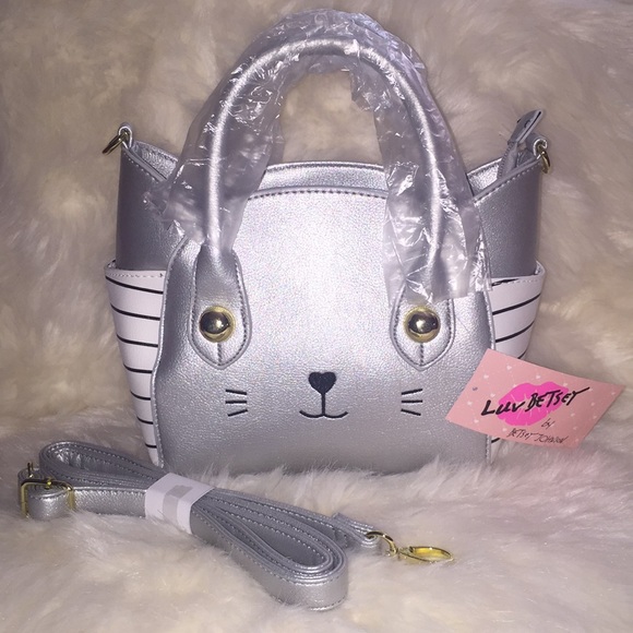 Betsey Johnson Handbags - 🎉SALE⬇️Betsey Johnson Cat face satchel👜💞